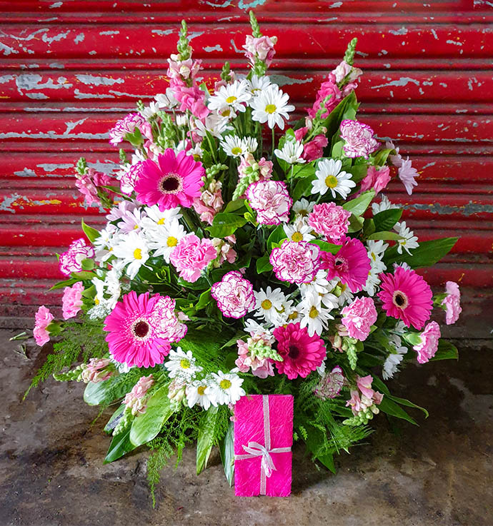 Tin's Flower Shop Flowers Delivered to Basista in Pangasinan FREE